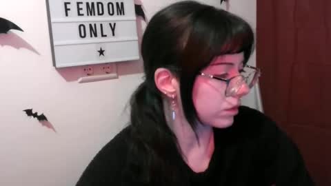 Persephone online show from 04.03.26