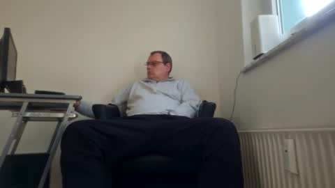 peter_03041976 online show from 01.27.25