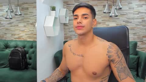 Peter           instagram   Jairquiroga  online show from 03.12.25