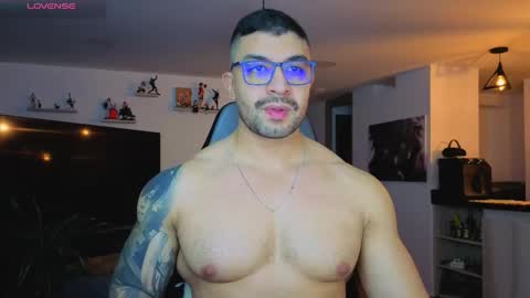 Snapshot of peterjack7 chatting on 11.22.25 Peter Jack online show from 11.22.25