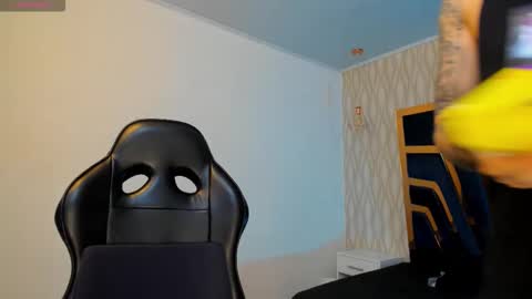 PETES EVANS new account online show from 11.03.25