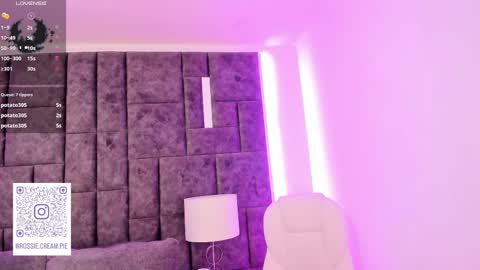 Snapshot of petit_rosseowo chatting on 03.07.25 Im Rosse but u can call me Rossie or Rosita . online show from 03.07.25