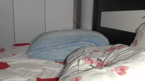 petite_danielle online show from 06.25.26