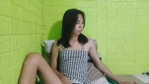 Yuriee online show from 02.18.25