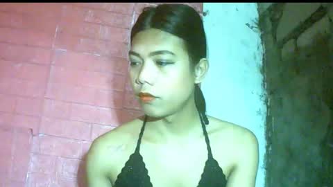 Snapshot of petite_jzee chatting on 02.22.26 jzee online show from 02.22.26