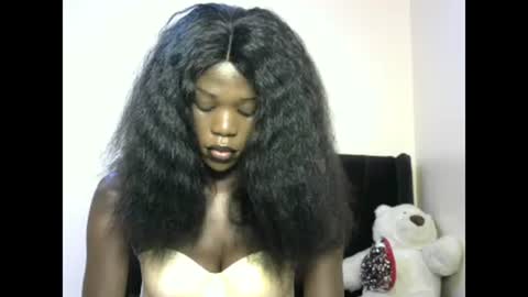 Snapshot of petite_lavi2 chatting on 02.22.25 petite_lavi2 online show from 02.22.25