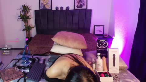 Snapshot of petite_pepper18 chatting on 05.30.26 petite_pepper18 online show from 05.30.26
