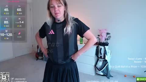 Snapshot of petitebrat chatting on 05.20.26 PiperAvery online show from 05.20.26