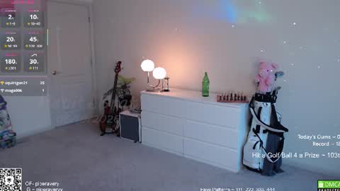 Snapshot of petitebrat chatting on 06.11.26 PiperAvery online show from 06.11.26