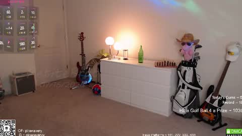 Snapshot of petitebrat chatting on 07.15.26 PiperAvery online show from 07.15.26