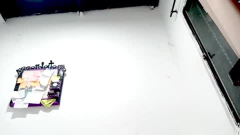 Snapshot of petiteivoryqueen chatting on 10.24.25 danna online show from 10.24.25