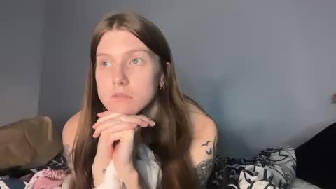 I am very new and dont know what im doing lol online show from 06.26.26
