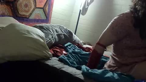 Petra Blossom online show from 02.28.26