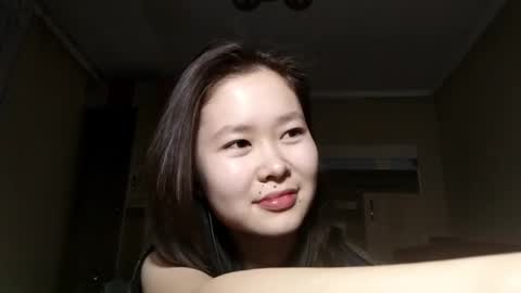 Snapshot of petronilayoshimori chatting on 11.27.25 Hello Viola here online show from 11.27.25