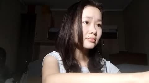 Snapshot of petronilayoshimori chatting on 12.04.25 Hello Viola here online show from 12.04.25