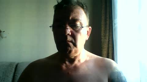 Snapshot of petruchcho chatting on 06.21.26 Longbow online show from 06.21.26