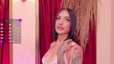 Snapshot of peytonreeds chatting on 09.20.25 Pet Rees online show from 09.20.25