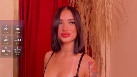 Snapshot of peytonreeds chatting on 10.11.25 Pet Rees online show from 10.11.25