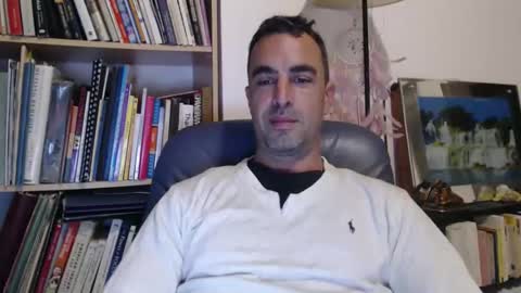 Snapshot of phantasie31 chatting on 10.17.25 phantasie31 online show from 10.17.25