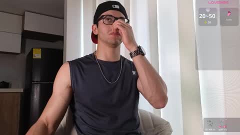 phantom_bigger1 online show from 10.09.25