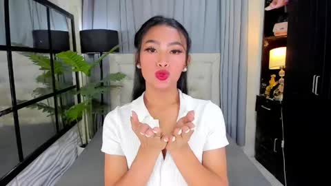 phenomenal_ivy online show from 05.22.26