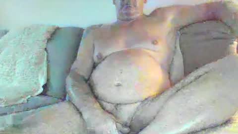 Snapshot of phil279 chatting on 07.26.26 Phil online show from 07.26.26