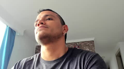 Snapshot of philipe_inzagui chatting on 12.16.24 Philipe online show from 12.16.24