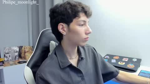 Phil.   INDEPENDENT MODEL online show from 03.10.25