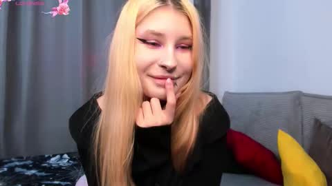 Phoenixvale Pls follow me online show from 11.29.25