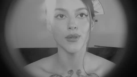 phoenixx_x online show from 04.30.26
