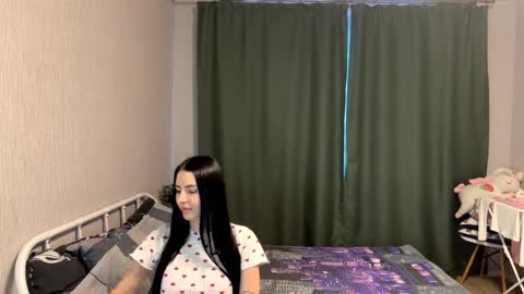 Snapshot of phyllisbrennick chatting on 02.03.26 Mary online show from 02.03.26