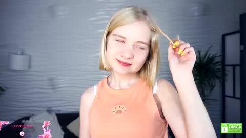 Snapshot of phyllisearney chatting on 11.02.25 Hann G. Jones online show from 11.02.25