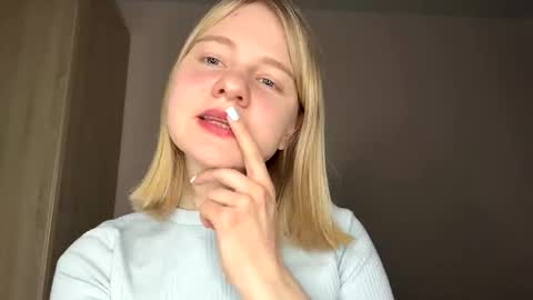 Snapshot of phyllisearney chatting on 02.13.26 Hann G. Jones online show from 02.13.26