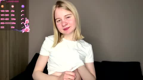 Snapshot of phyllisearney chatting on 03.26.26 Hann G. Jones online show from 03.26.26