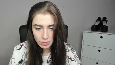 Snapshot of pia_desire chatting on 10.19.25 P I A online show from 10.19.25