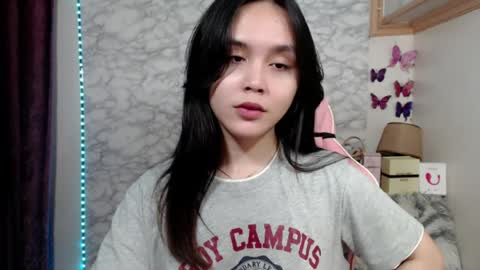 Ms Pia online show from 08.03.26