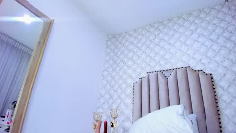    online show from 01.05.25