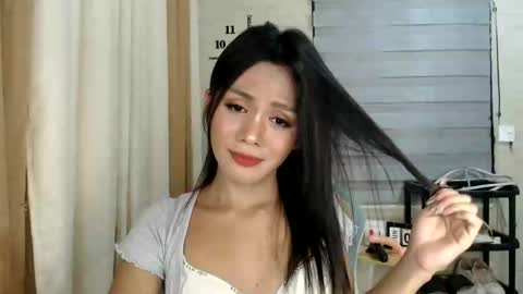 Pia online show from 06.07.26