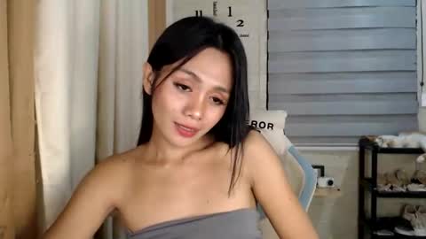 Pia online show from 06.09.26