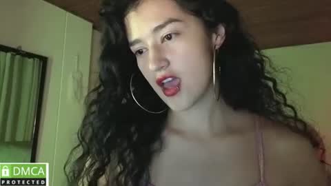 Snapshot of piama_burnss chatting on 06.17.26 piama_burnss online show from 06.17.26