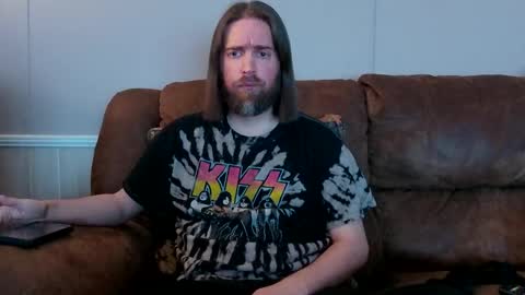 Snapshot of pianoman423 chatting on 12.09.24 Jay online show from 12.09.24