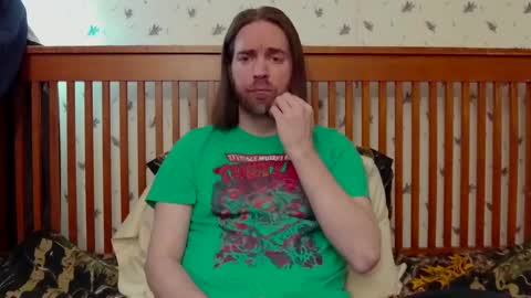 Snapshot of pianoman423 chatting on 12.31.24 Jay online show from 12.31.24