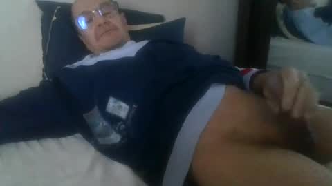 Snapshot of pichoun71 chatting on 12.07.24 pichoun71 online show from 12.07.24