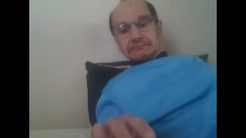 Snapshot of pichoun71 chatting on 02.23.25 pichoun71 online show from 02.23.25