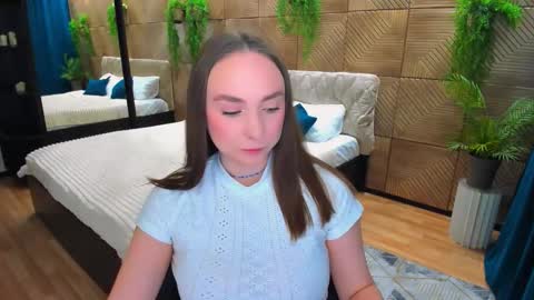 Emelie online show from 02.12.26