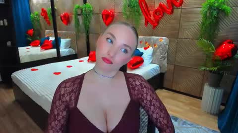 Emelie online show from 02.14.26