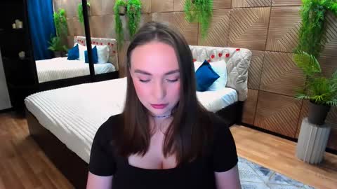 Emelie online show from 02.21.26
