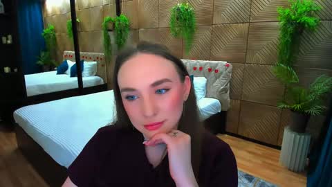 Emelie online show from 03.20.26