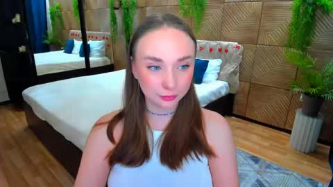 Snapshot of pieceofinspiration chatting on 05.06.26 Emelie online show from 05.06.26