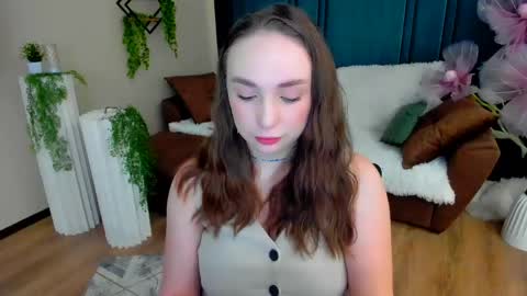 Snapshot of pieceofinspiration chatting on 05.13.26 Emelie online show from 05.13.26